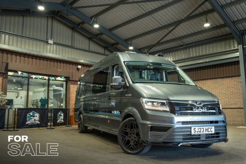 AB Race Cruisers MAN TGE 3.180 LION XS AUTO Motorhome/ Race Van